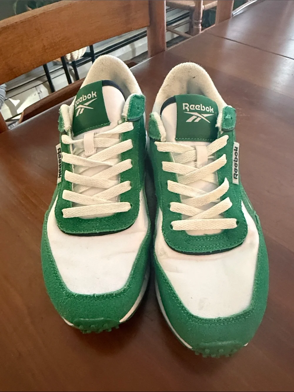 Reebok classic low
